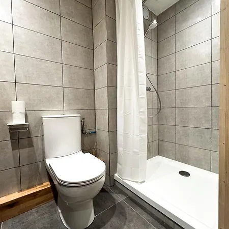 6 - - Super Confort